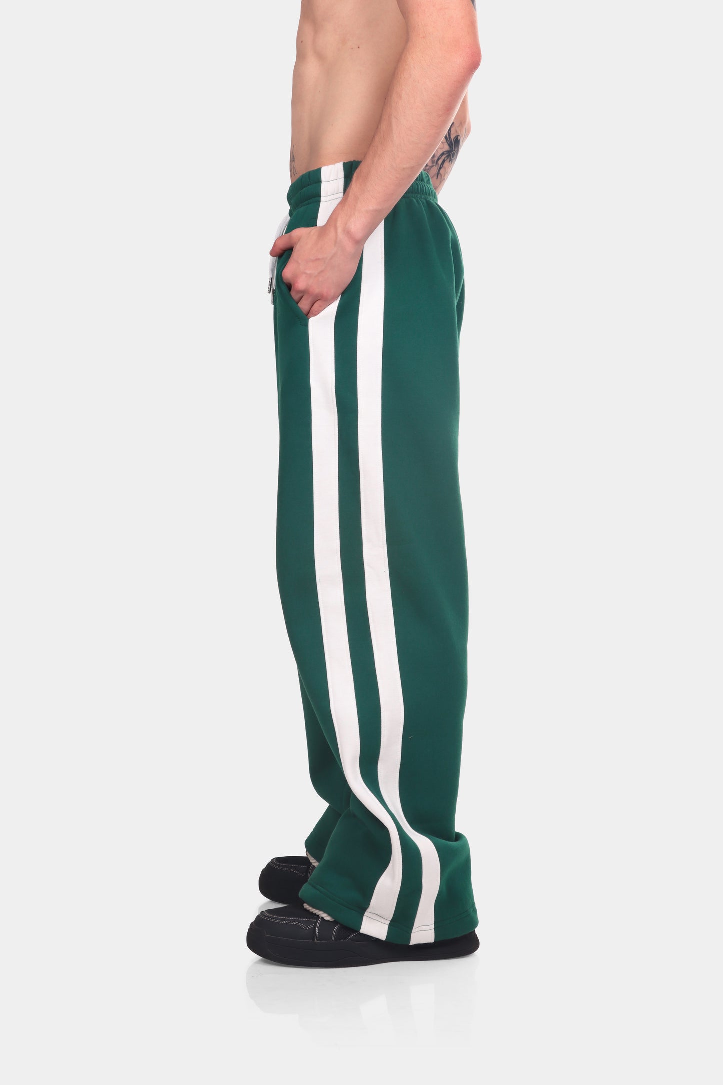 CASUAL JOGGERS VERDE PINO