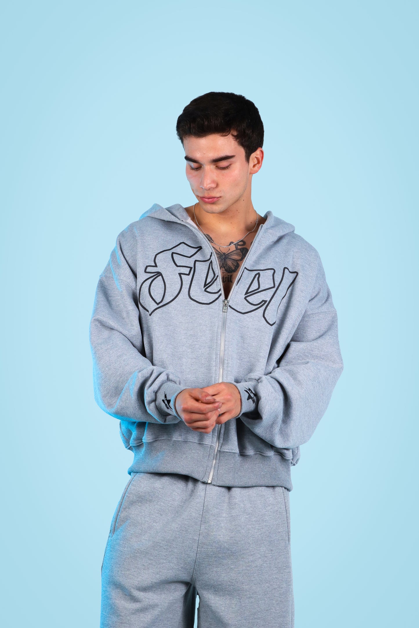 SUDADERA CON CIERRE FEEL GRIS